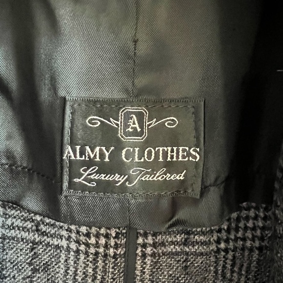 Vintage 1960’s Wool Coat - Picture 7 of 11